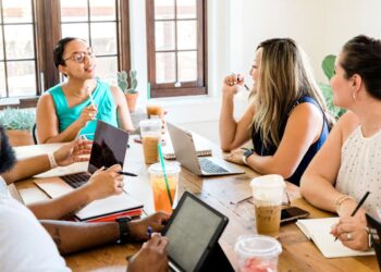 Bootstrapping Business: How SMEs Scale Without Capital | Enterprise Globe Magazine
